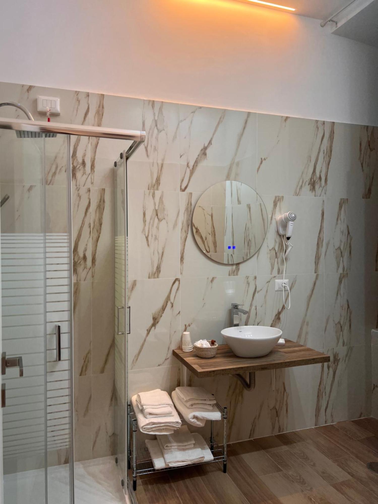 Astorya E' Napoli Hotel Ngoại thất bức ảnh