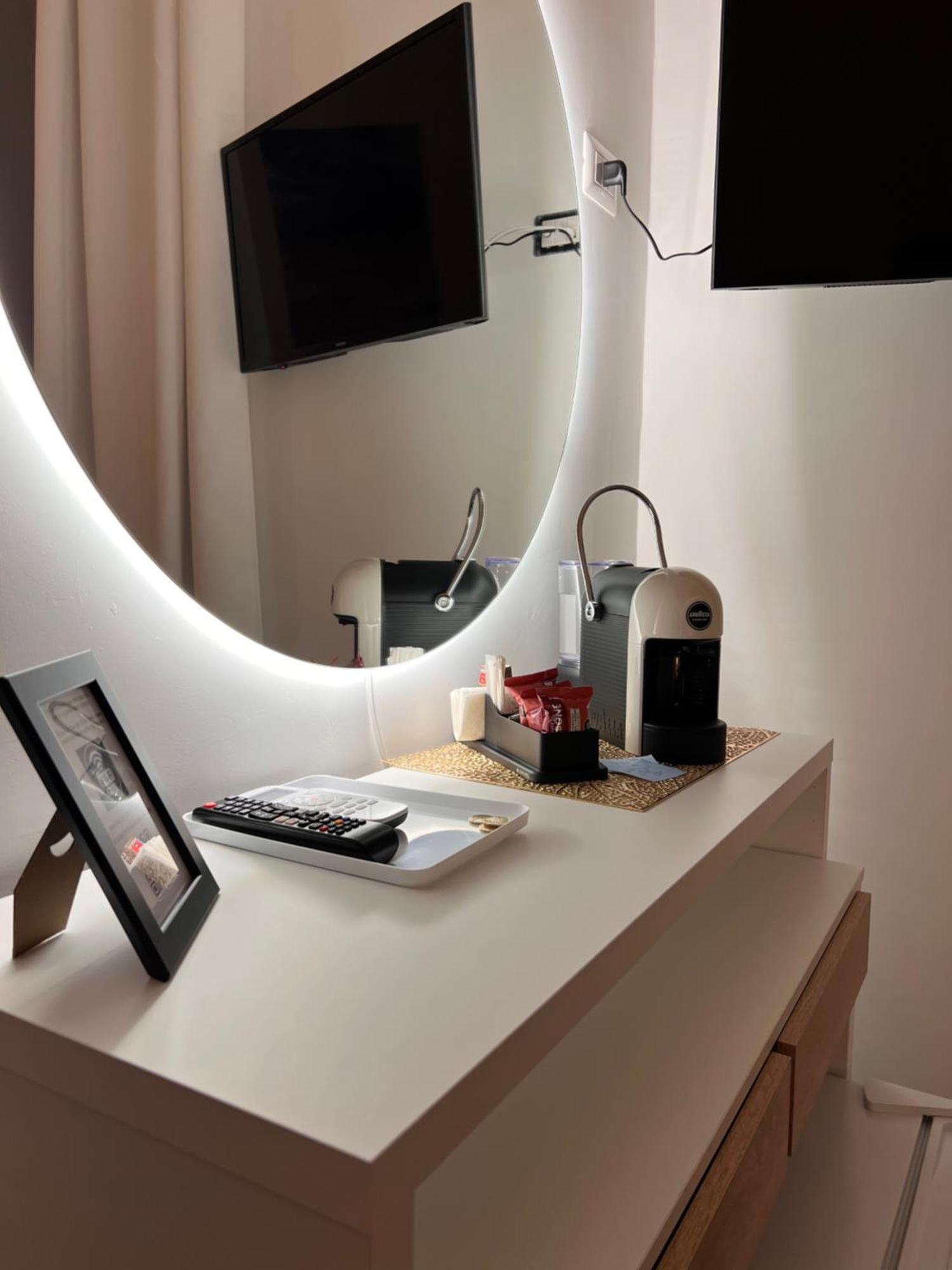 Astorya E' Napoli Hotel Ngoại thất bức ảnh